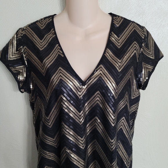 H&M Black Gold V-Neck Chevron Sequins Night Out Dress Size Women's Small 6 - Picture 4 of 10